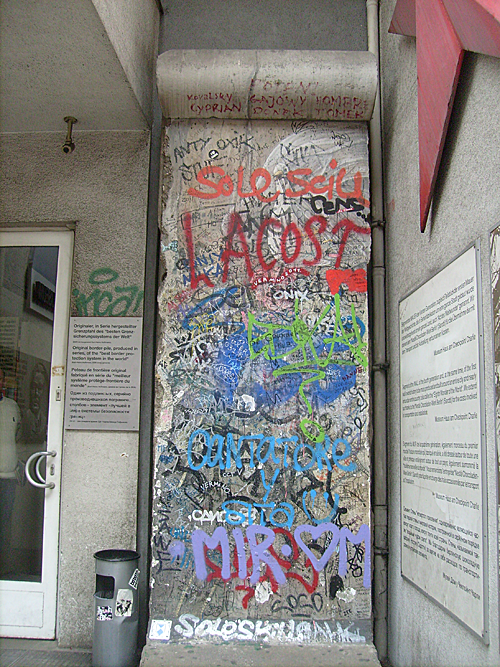 Pan de mur dans le quartier du Checkpoint Charlie