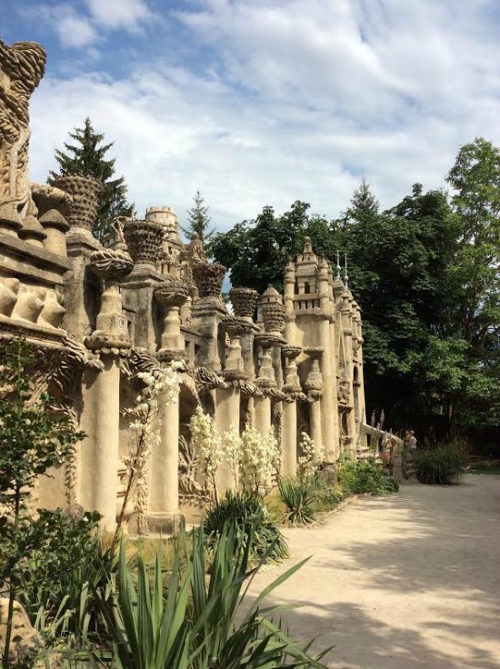 Palais idéal du facteur Cheval