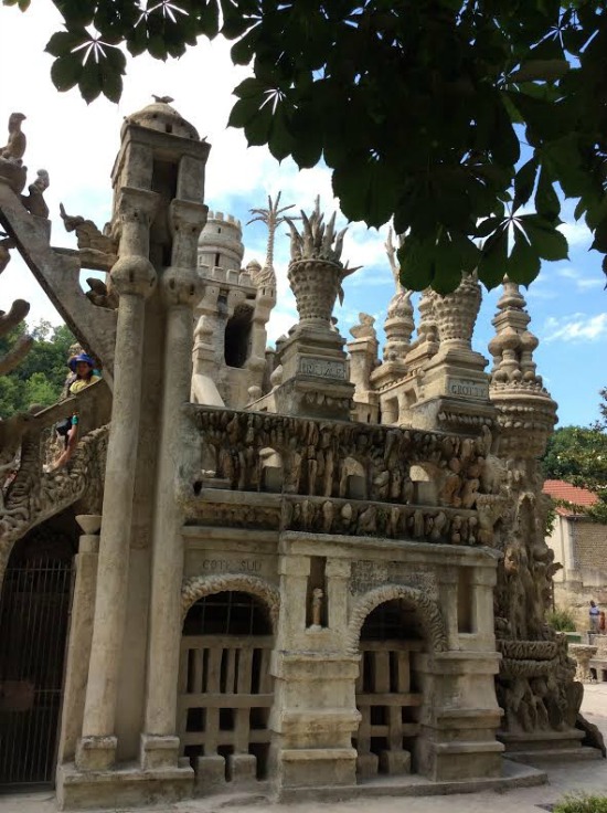 Palais idéal du facteur Cheval