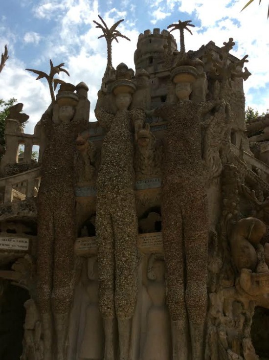 Palais idéal du facteur Cheval