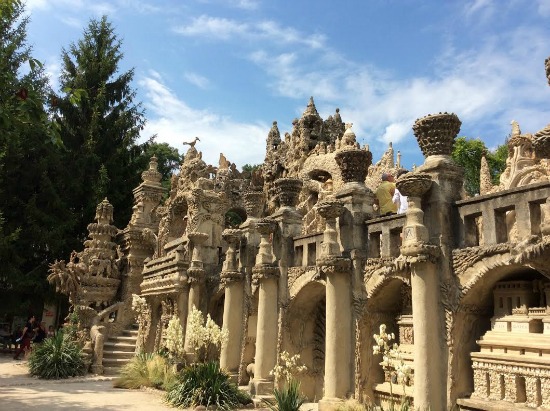 Palais idéal du facteur Cheval