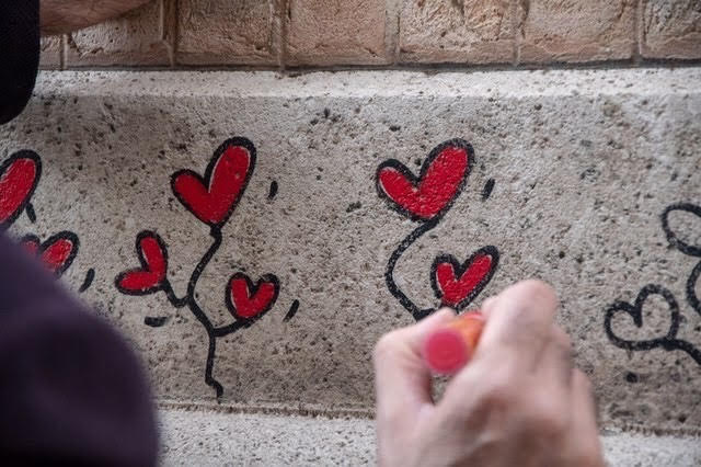 In Love : « Je ne me revendique pas street-artiste, je me revendique amoureux »